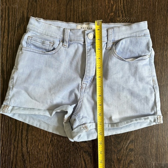 Pacsun Women’s The Shortie High Rise Jean Shorts Light Wash Blue Denim Size 27 - Picture 5 of 6